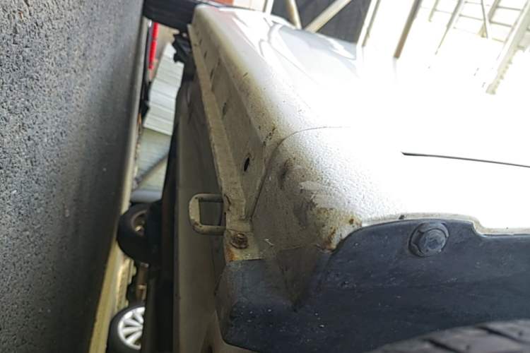 Used Suzuki Alto 2013 1.0L Automatic Luxury Model Right Side Sill