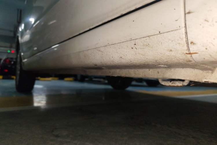 Used Suzuki Alto 2013 1.0L Automatic Luxury Model Right Side Sill