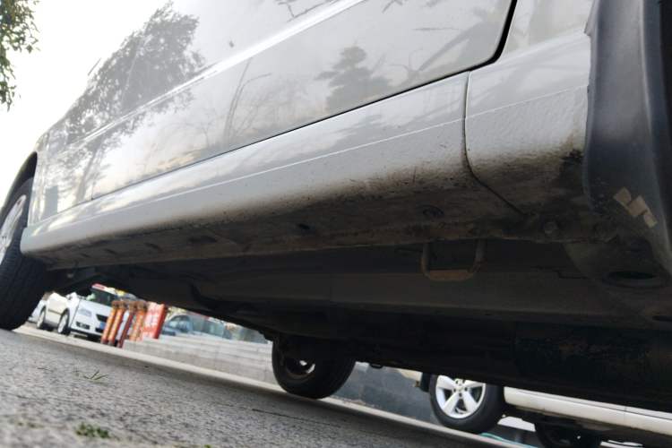 Used Suzuki Alto 2013 1.0L Automatic Luxury Model Right Side Sill