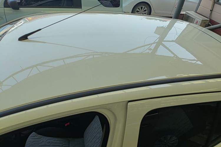 Used Suzuki Alto 2013 1.0L Automatic Luxury Model Roof