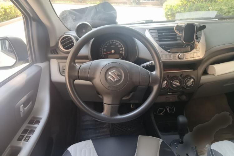 Used Suzuki Alto 2013 1.0L Automatic Luxury Model Steering Wheel