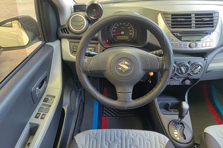 Used Suzuki Alto 2013 1.0L Automatic Luxury Model Steering Wheel