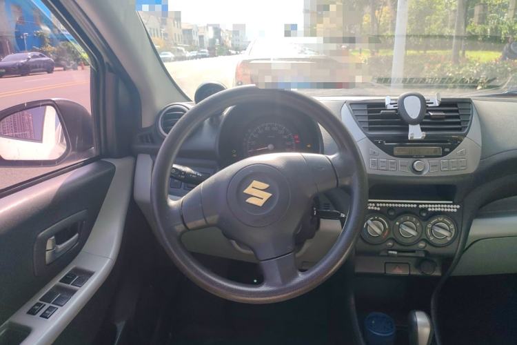 Used Suzuki Alto 2013 1.0L Automatic Luxury Model Steering Wheel