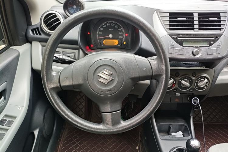 Used Suzuki Alto 2013 1.0L Manual Luxury Model Steering Wheel