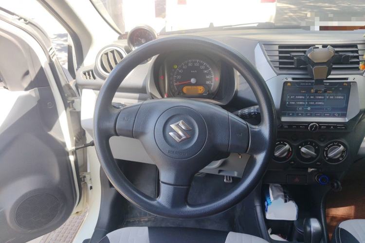 Used Suzuki Alto 2013 1.0L Automatic Luxury Model Steering Wheel