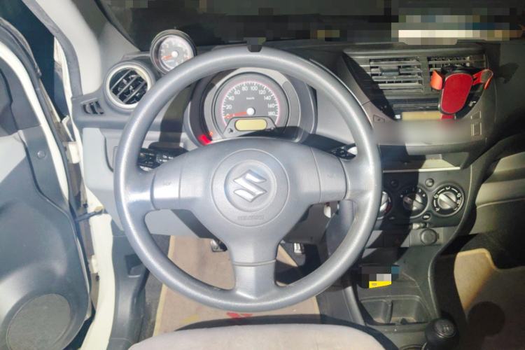 Used Suzuki Alto 2013 1.0L Manual Luxury Model Steering Wheel