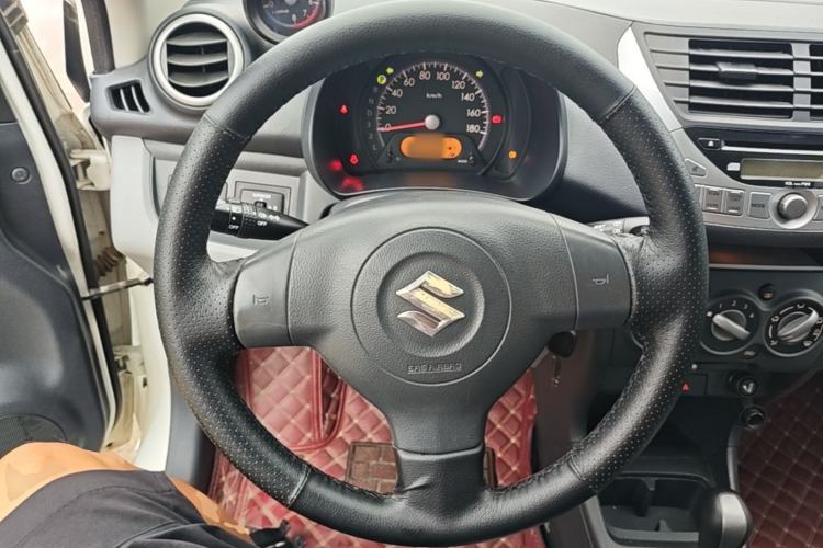 Used Suzuki Alto 2013 1.0L Automatic Luxury Model Steering Wheel
