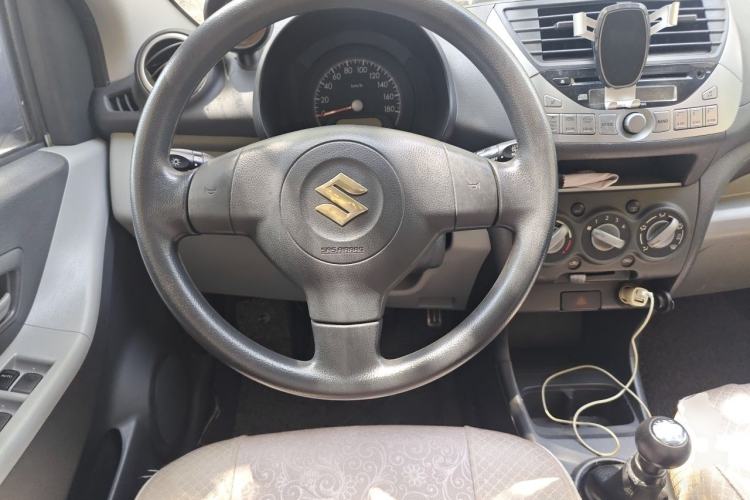 Used Suzuki Alto 2013 1.0L Manual Luxury Model Steering Wheel