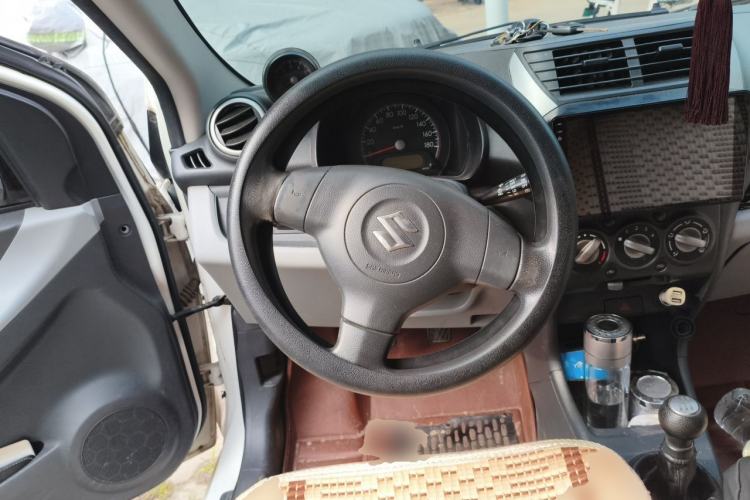 Used Suzuki Alto 2013 1.0L Manual Luxury Model Steering Wheel