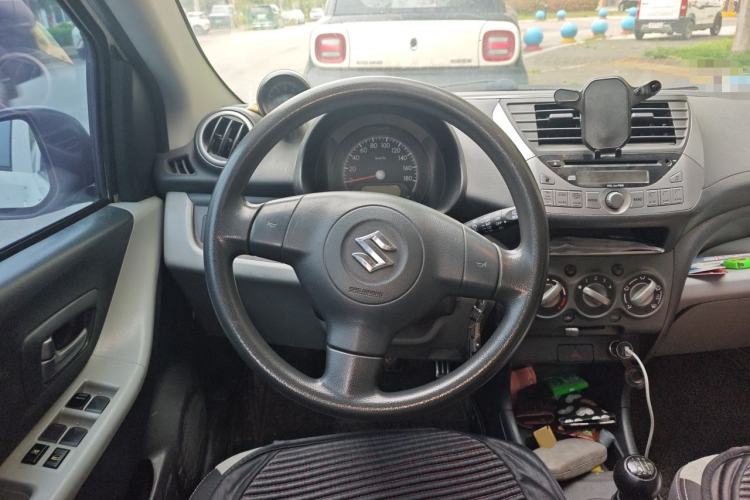 Used Suzuki Alto 2013 1.0L Manual Luxury Model Steering Wheel