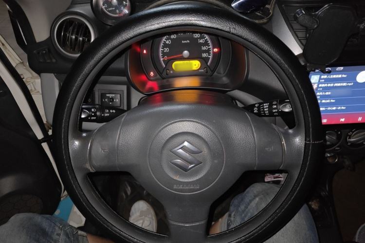 Used Suzuki Alto 2013 1.0L Manual Luxury Model Steering Wheel