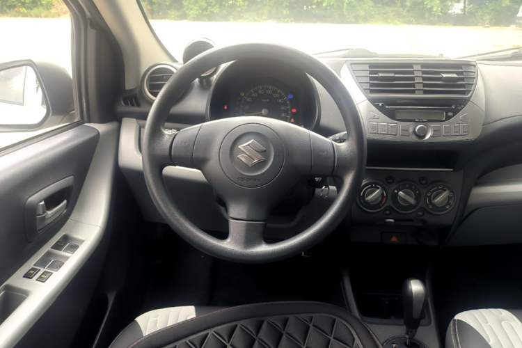 Used Suzuki Alto 2013 1.0L Automatic Luxury Model Steering Wheel