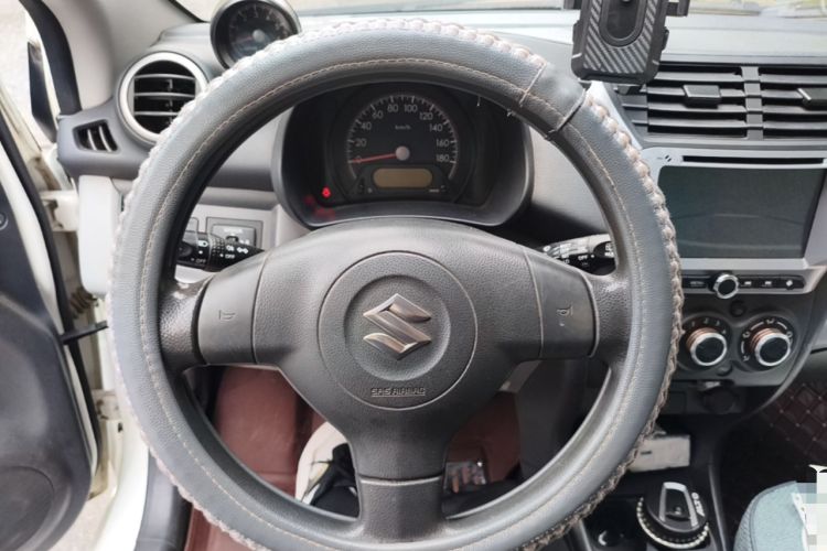 Used Suzuki Alto 2013 1.0L Manual Luxury Model Steering Wheel