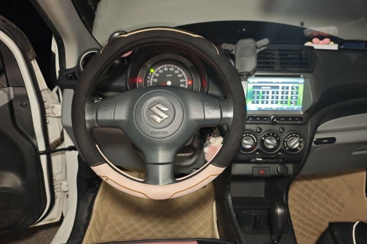 Used Suzuki Alto 2013 1.0L Automatic Luxury Model Steering Wheel