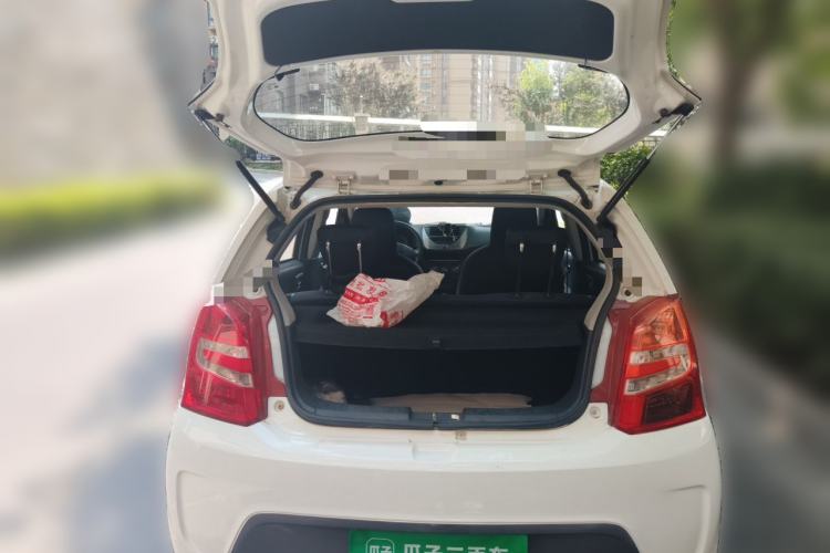 Used Suzuki Alto 2013 1.0L Automatic Luxury Model Trunk