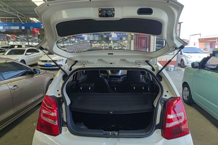 Used Suzuki Alto 2013 1.0L Automatic Luxury Model Trunk
