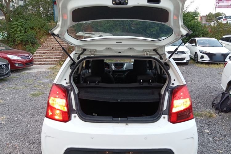 Used Suzuki Alto 2013 1.0L Automatic Luxury Model Trunk