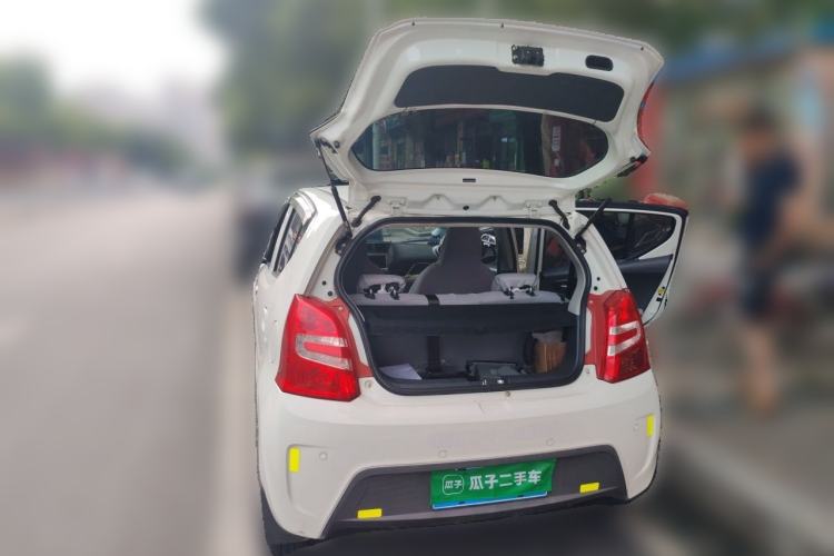 Used Suzuki Alto 2013 1.0L Automatic Luxury Model Trunk