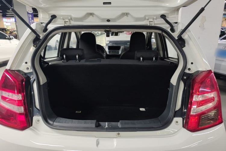 Used Suzuki Alto 2013 Revised Version 1.0L Manual Comfort Edition Trunk