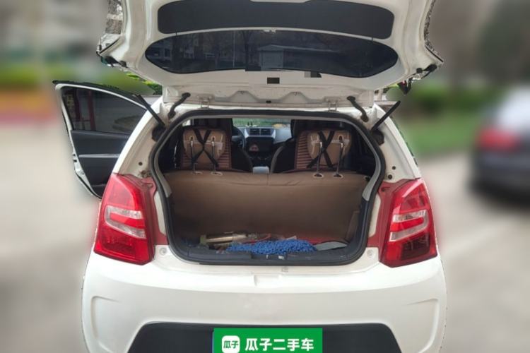 Used Suzuki Alto 2013 1.0L Automatic Luxury Model Trunk