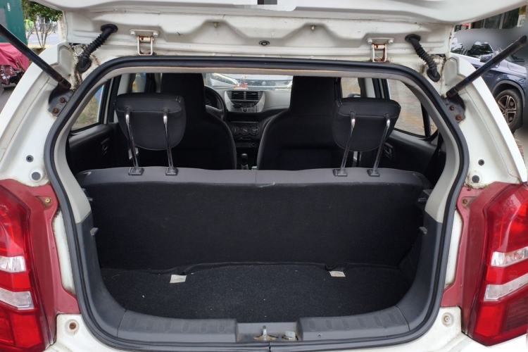 Used Suzuki Alto 2013 1.0L Manual Luxury Model Trunk