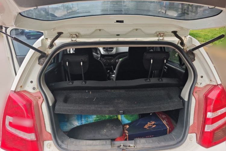 Used Suzuki Alto 2013 1.0L Manual Luxury Model Trunk