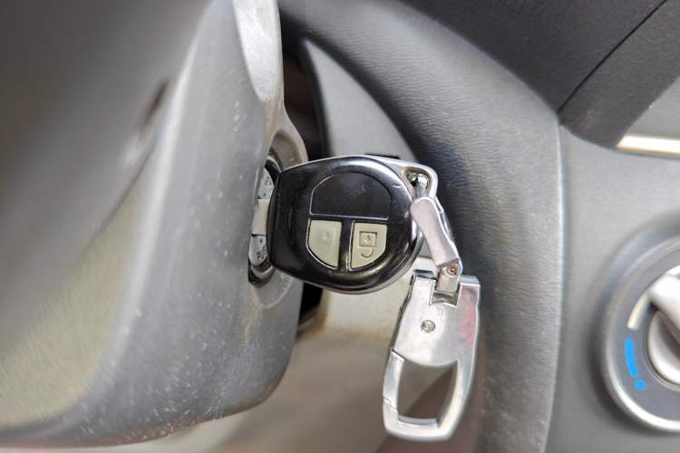Used Suzuki Alto 2013 1.0L Manual Luxury Model Vehicle Key