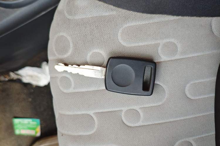 Used Suzuki Alto 2013 1.0L Manual Utility Model Vehicle Key