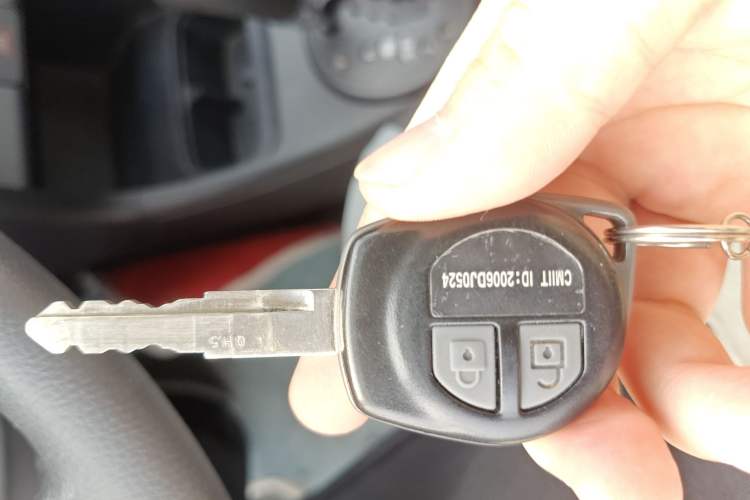 Used Suzuki Alto 2013 1.0L Automatic Luxury Model Vehicle Key
