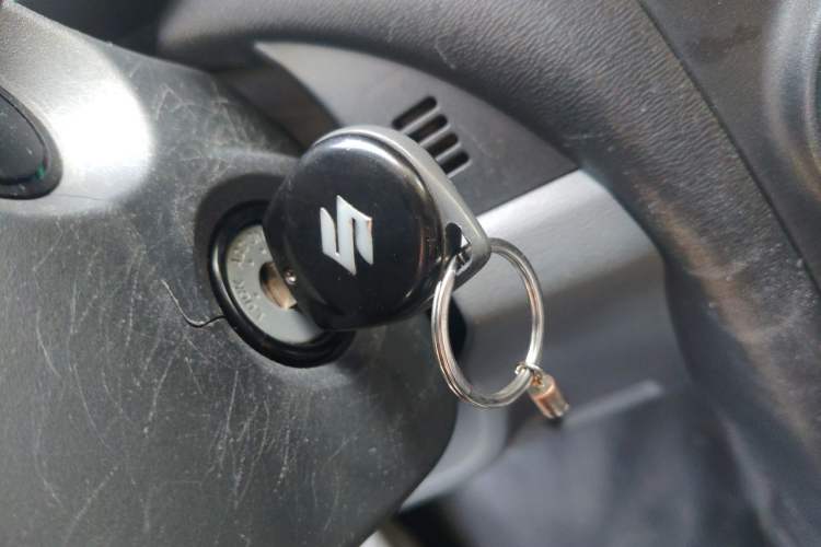 Used Suzuki Alto 2013 1.0L Automatic Luxury Model Vehicle Key