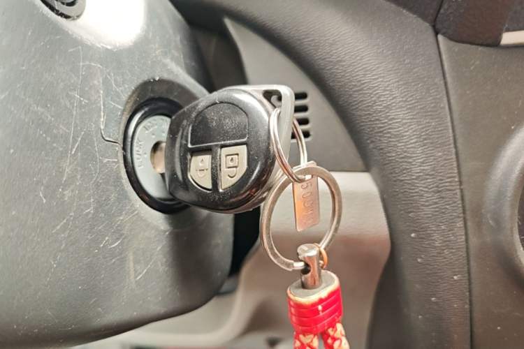 Used Suzuki Alto 2013 1.0L Automatic Luxury Model Vehicle Key