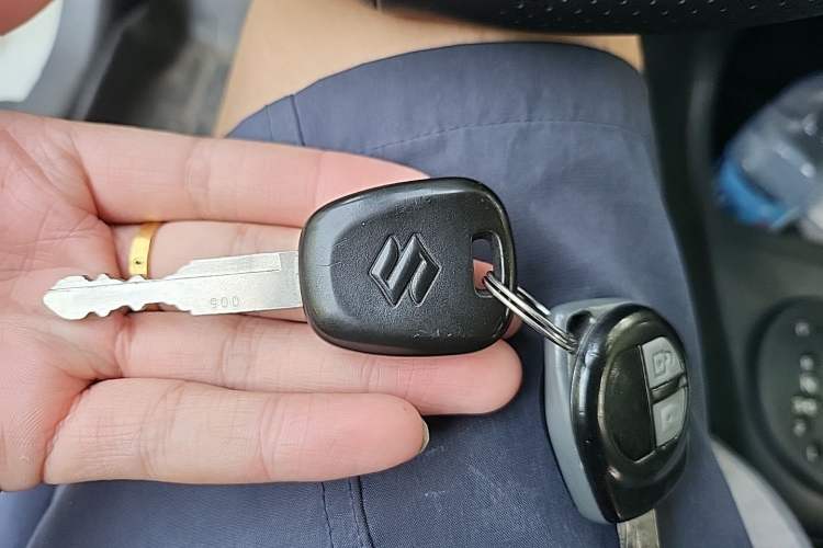 Used Suzuki Alto 2013 1.0L Automatic Luxury Model Vehicle Key