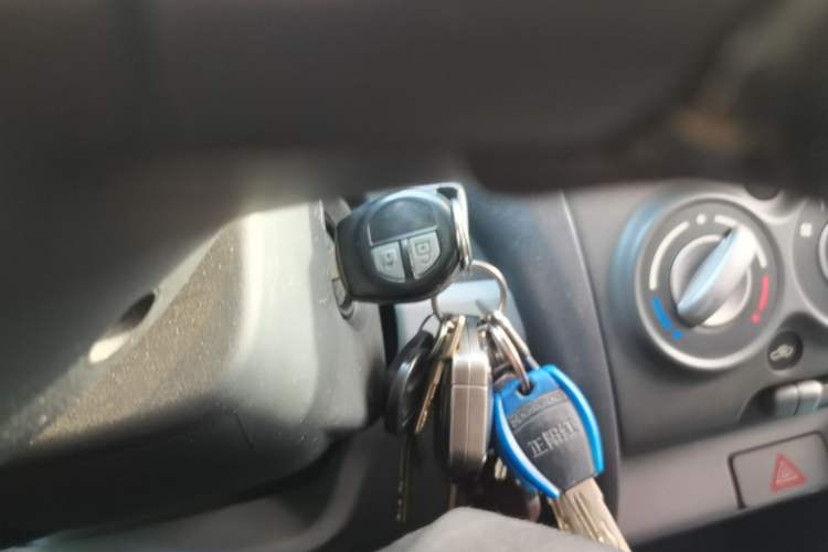 Used Suzuki Alto 2013 1.0L Automatic Luxury Model Vehicle Key