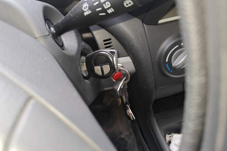 Used Suzuki Alto 2013 1.0L Manual Luxury Model Vehicle Key