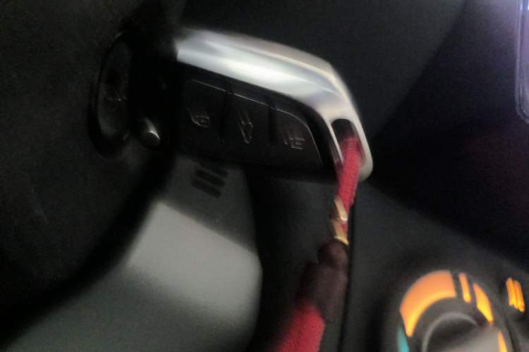 Used Suzuki Alto 2013 1.0L Manual Luxury Model Vehicle Key
