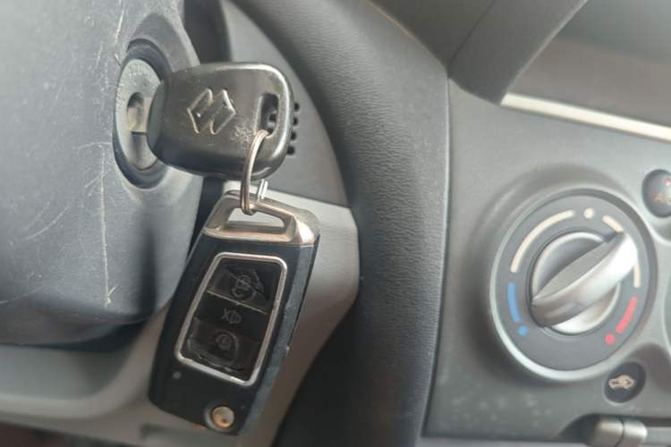 Used Suzuki Alto 2013 1.0L Manual Utility Model Vehicle Key