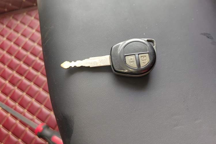 Used Suzuki Alto 2013 1.0L Automatic Luxury Model Vehicle Key