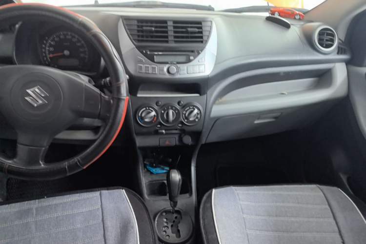 Used Suzuki Alto 2013 1.0L Automatic Luxury Model Audio And AC Panel