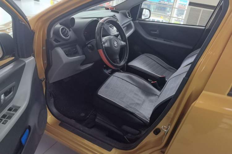 Used Suzuki Alto 2013 1.0L Automatic Luxury Model Driver Seat