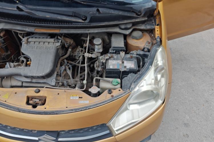 Used Suzuki Alto 2013 1.0L Manual Luxury Model Engine Bay Left