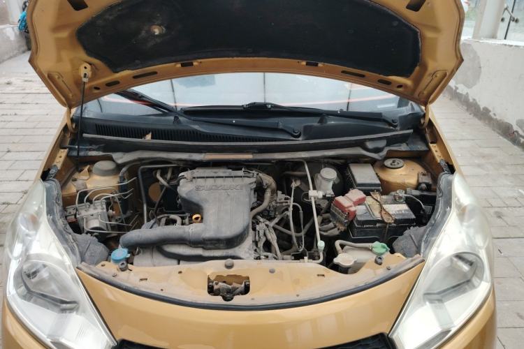 Used Suzuki Alto 2013 1.0L Manual Comfort Version Engine Bay