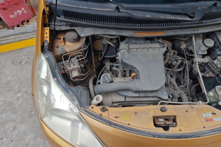 Used Suzuki Alto 2013 1.0L Manual Luxury Model Engine Bay Right