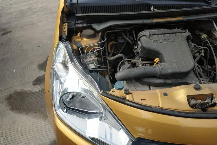 Used Suzuki Alto 2013 1.0L Automatic Luxury Model Engine Bay Right