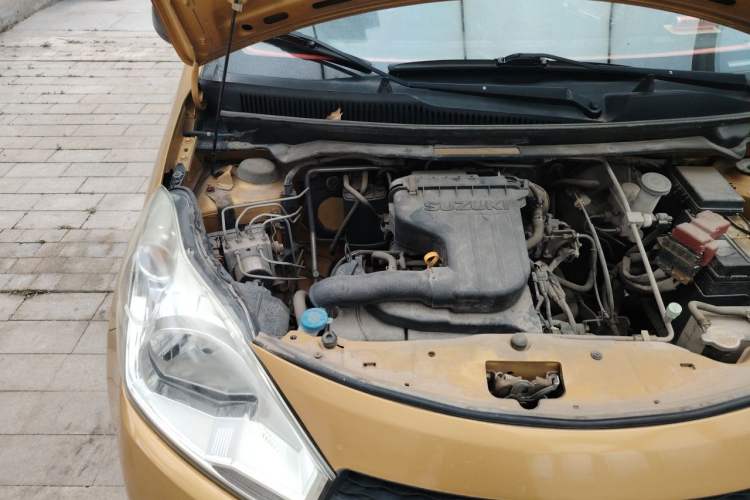 Used Suzuki Alto 2013 1.0L Manual Comfort Version Engine Bay Right
