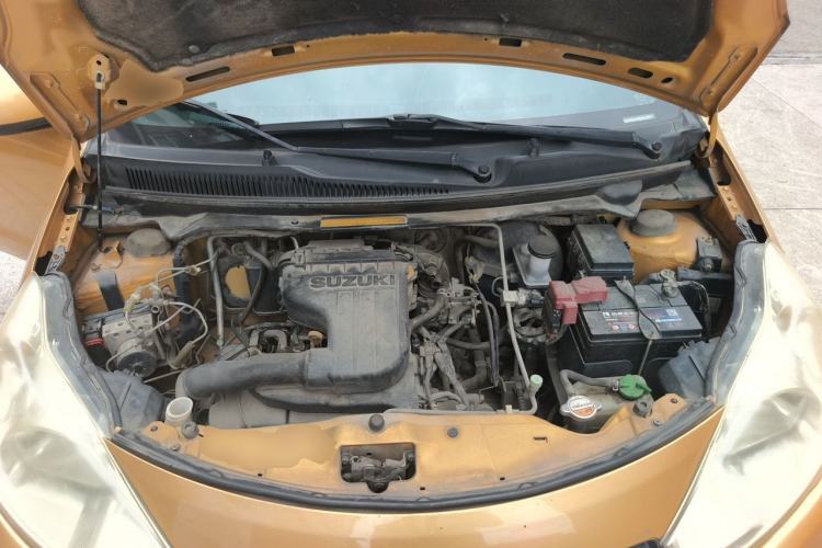 Used Suzuki Alto 2013 1.0L Manual Luxury Model Engine Bay