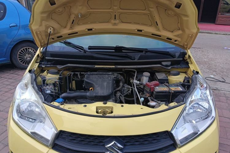Used Suzuki Alto 2013 1.0L Manual Utility Model Engine Bay