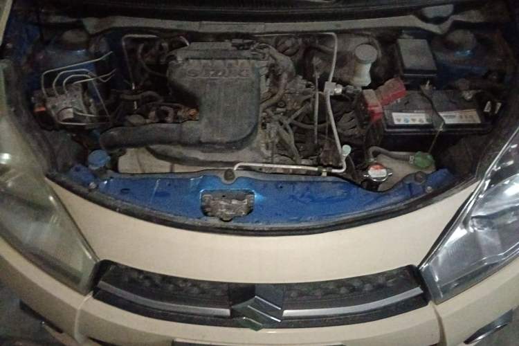 Used Suzuki Alto 2013 1.0L Automatic Luxury Model Engine Bay