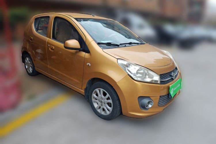 Used Suzuki Alto 2013 1.0L Manual Luxury Model Front Right 45 Deg