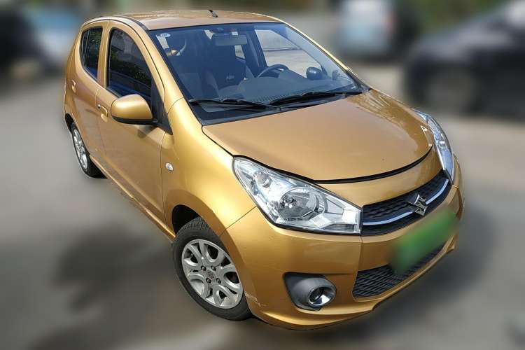 Used Suzuki Alto 2013 1.0L Automatic Luxury Model Front Right 45 Deg
