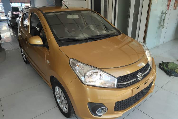 Used Suzuki Alto 2013 1.0L Manual Luxury Model Front Right 45 Deg